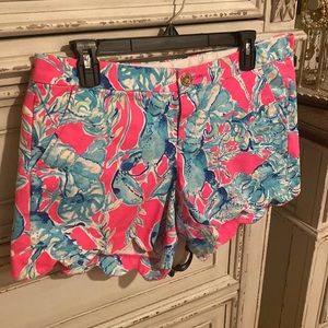 Super cute Lilly Pulitzer Buttercup shorts! EUC